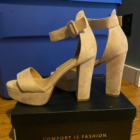 Lulus Acee Natural Suede Platform Heels Beige - Size 8 - Picture 2 of 6